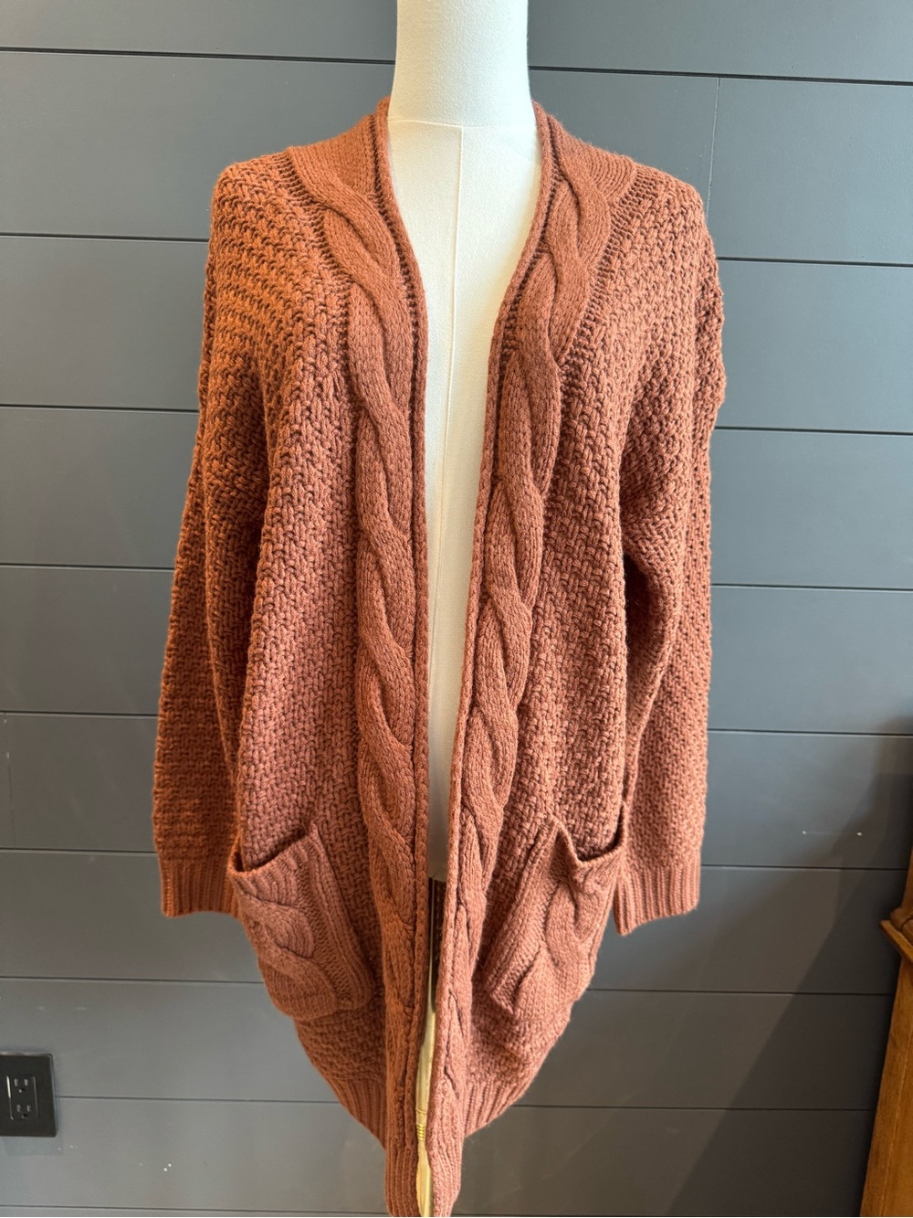 Dreamers Cable Knit Open-Front Cardigan in Rust